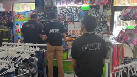Aduanas-AFIP allanó 71 locales de ropa en Entre Ríos y el AMBA