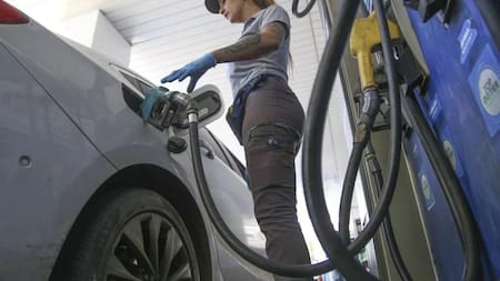 Estación de servicio, combustibles, YPF, Foto NA