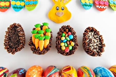 Huevos de pascua rellenos. Fuente: Freepik