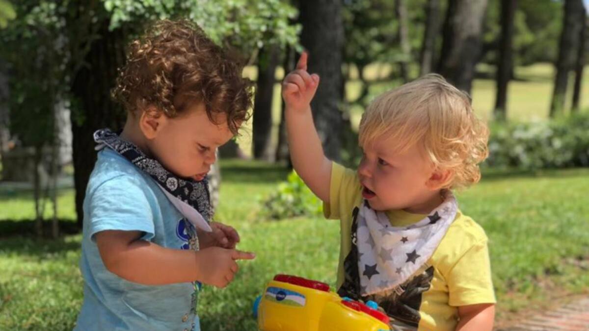 Mirko y Felipe - Hijos de Marley y Florencia Peña