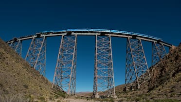 Belleza en la montaña: los 4 pintorescos pueblos salteños que atraviesa el Tren a las Nubes