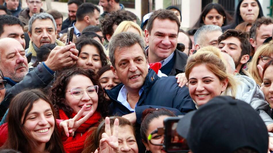 Sergio Massa en inauguración de un nuevo paso bajo nivel en San Vicente. Foto: Prensa.
