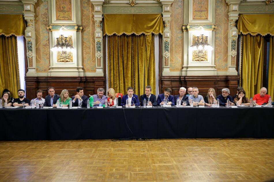 Reunión del PJ Bonaerense. Foto: X @BonaerensePJ