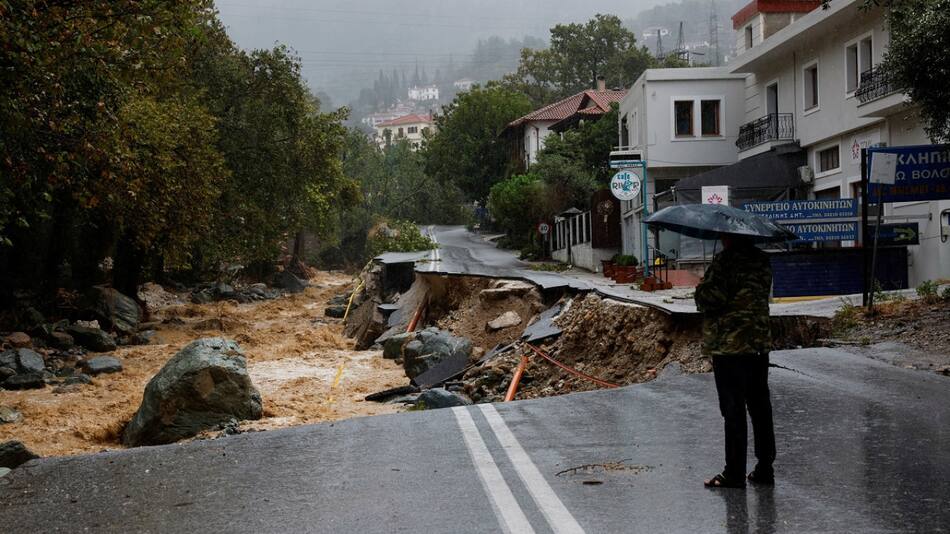 El impacto que generó la tormenta "Daniel" en Volos, Grecia. Foto: Reuters.