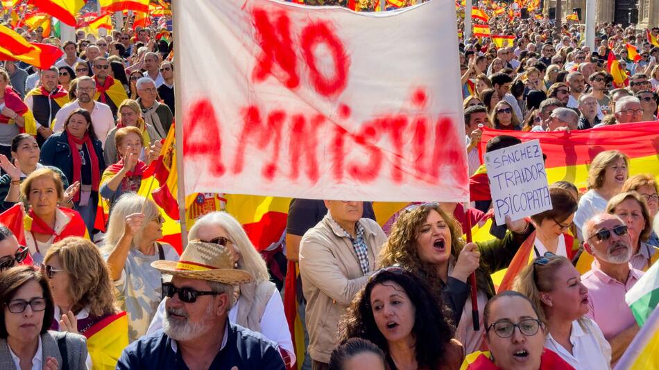 Movilizaciones en España contra Sánchez y la amnistía de independentistas catalanes. Foto: EFE
