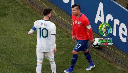 Copa América 2019, Argentina vs Chile, Pelea de Lionel Messi y Medel, deportes, Reuters