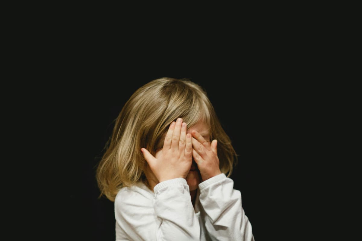 Abuso infantil. Foto: Unsplash