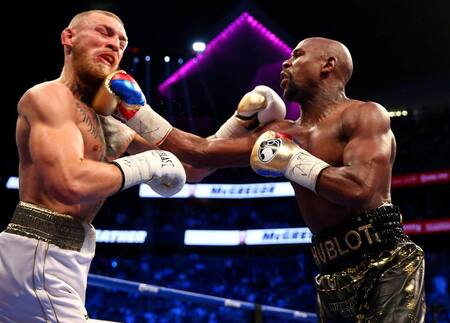 Anuario 2017 - La pelea del año entre Floyd Mayweather y Conor McGregor (Reuters)