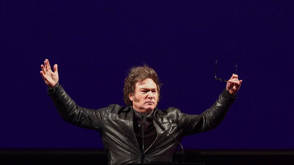 Javier Milei en Parque Lezama. Foto: Reuters