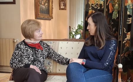 Victoria Villarruel junto a Isabel Perón en Madrid. Foto: NA