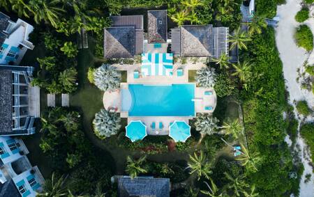 La lujosa mansión que alquiló Taylor Swift en las Bahamas. Foto rosalitahouse.com