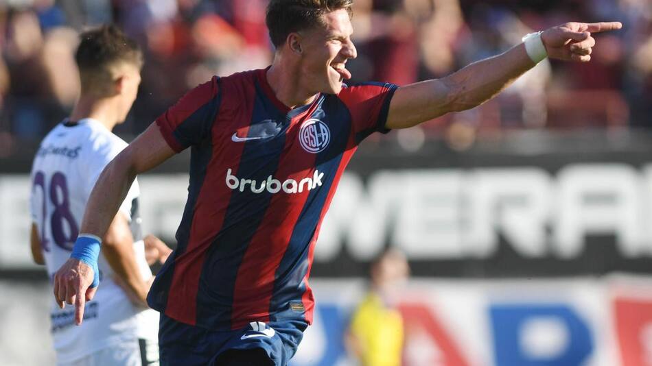 Andrés Vombergar; San Lorenzo vs. Gimnasia y Esgrima La Plata. Foto: Télam.