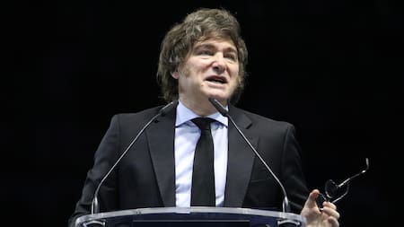 El Ejecutivo insistió en que la reforma laboral que prepara para enviar al Congreso no incluirá cambios drásticos en cuanto al poder de los gremios ni modificará sus cajas.