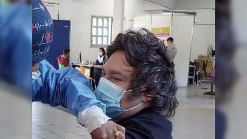 Javier Milei, vacunación contra coronavirus