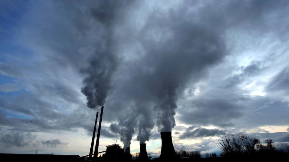 Emisiones de dióxido de carbono. Foto: EFE