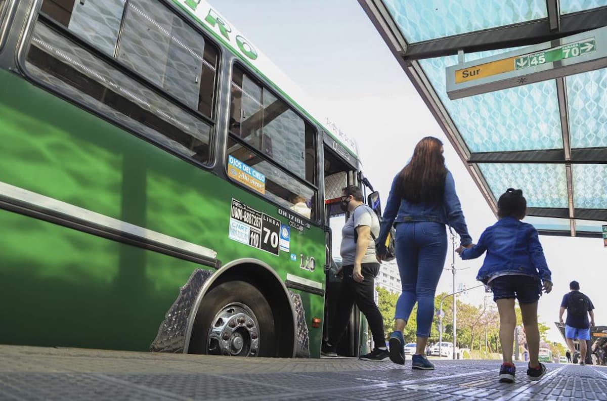 Colectivos, transporte público de pasajeros, Foto NA