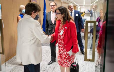 Silvina Batakis, es recibida por la titular del FMI, Kristalina Georgieva. Foto NA