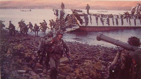 Polémica por las bajas británicas en la Guerra de Malvinas: Reino Unido reclama, pero se niega a desclasificar archivos