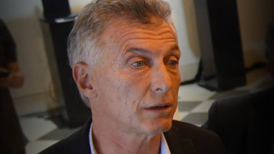 Mauricio Macri, NA