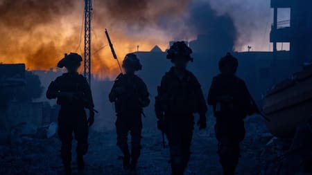 Soldados israelíes en la Franja de Gaza; guerra Israel-Hamás: Foto: X @idfonline