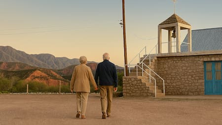 El pueblito argentino escondido entre montañas que se vuelve un refugio perfecto para adultos mayores