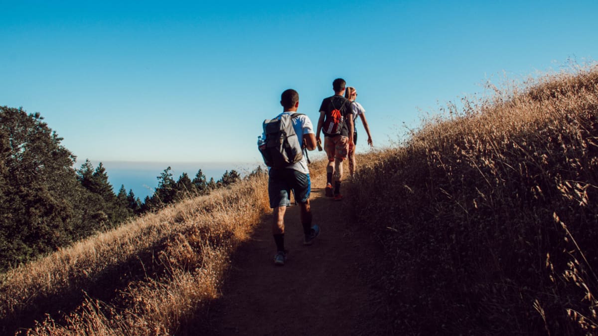 Trekking, actividad física. Foto: Unsplash