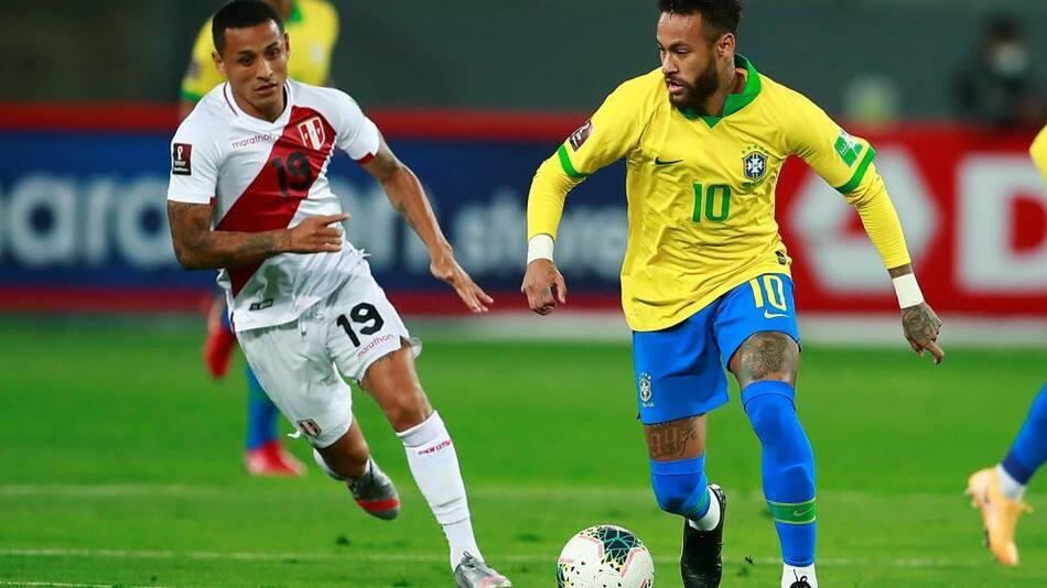 Neymar brilló con un triplete y Brasil le ganó 4 a 2 a Perú en Lima