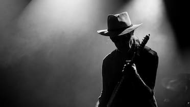 Participó del Mayo Francés y lo deportaron: el desconocido pasado de un histórico del rock nacional