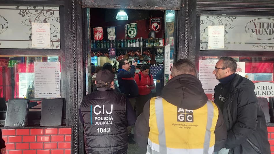 Clausuraron un bodegón en la Ciudad de Buenos Aires.