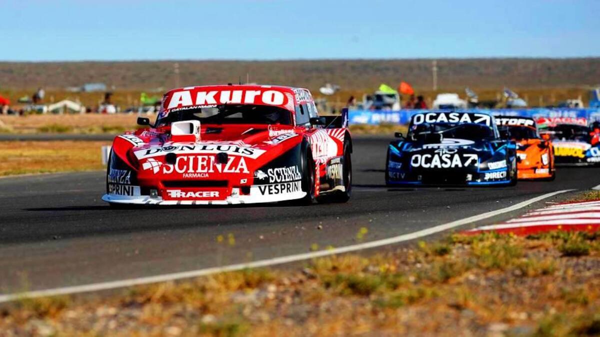 Juan Catalán Magni; ganador del Turismo Carretera en Neuquén. Foto: NA.