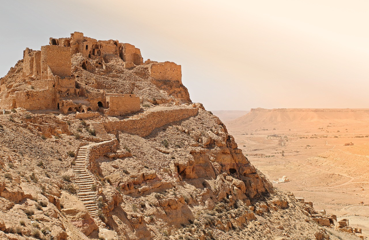 El paisaje desértico del Sahara se transformó temporalmente. Foto: Unsplash.