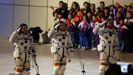 Astronautas de China. Foto: Reuters.