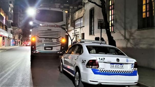 Los choferes dieron positivo en cocaína y debieron suspender el viaje de egresados