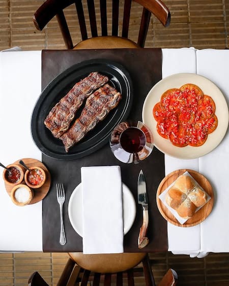 Restaurante argentino Don Julio. Foto: Instagram/donjulioparrilla