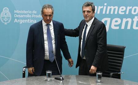 Sergio Massa, se reunió con Daniel Scioli en la sede del ministerio de desarrollo productivo. Foto NA