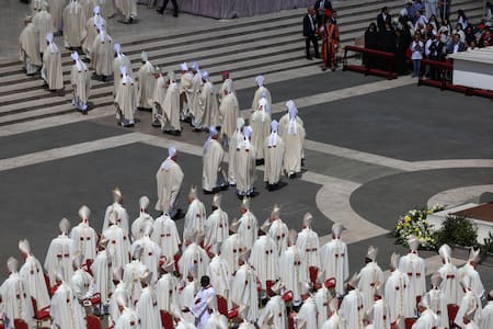 Son 133 los cardenales que elegirán al nuevo Papa en el próximo conclave. Foto: Reuters/Alkis Konstantinidis.