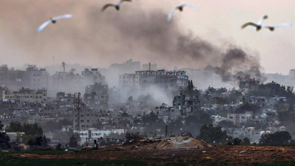 Bombardeos en Gaza. Foto: EFE.