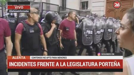 Incidentes en la Legislatura porteña contra el UniCABA (CANAL 26)