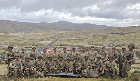 Gurkas en Malvinas. Foto: X @Gurkha_Brigade
