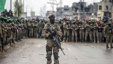 Terroristas de Hamás. Foto: EFE/Mohammed Saber