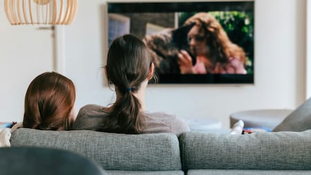 Televisor, tecnología, control remoto. Foto: Unsplash