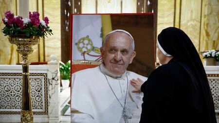 Despedida multitudinaria al papa Francisco en el Vaticano. Foto: REUTERS/Matteo Minnella