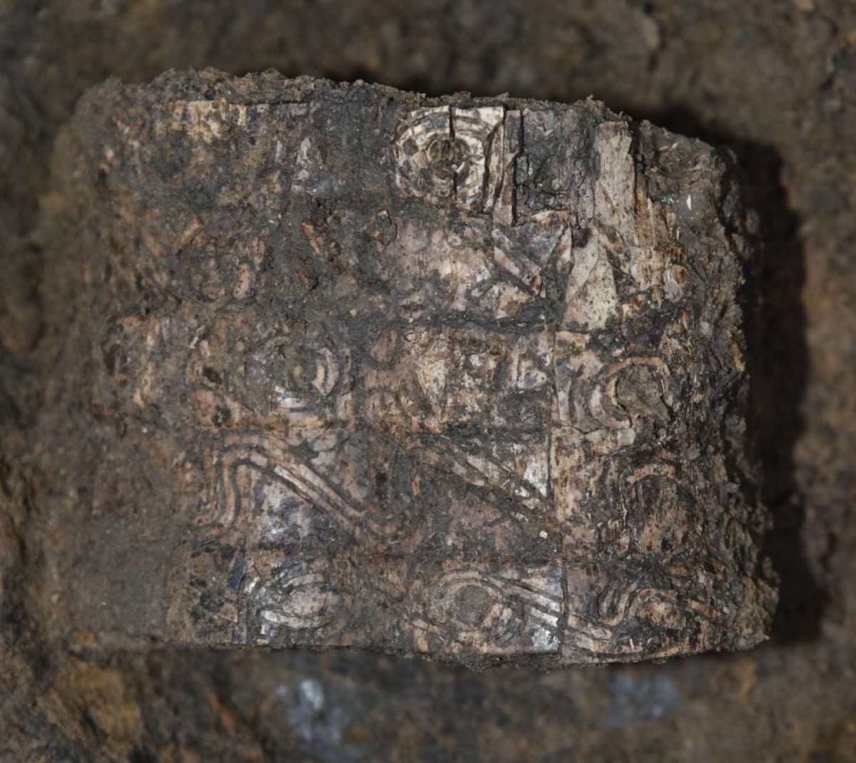 Descubren en China una tumba de 5.000 años. Foto: X / @PDChina.