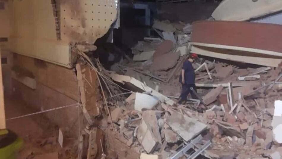 Derrumbe en un hotel de Villa Gesell. Foto: NA.