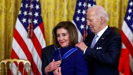 Joe Biden y Nancy Pelosi. Foto: Reuters