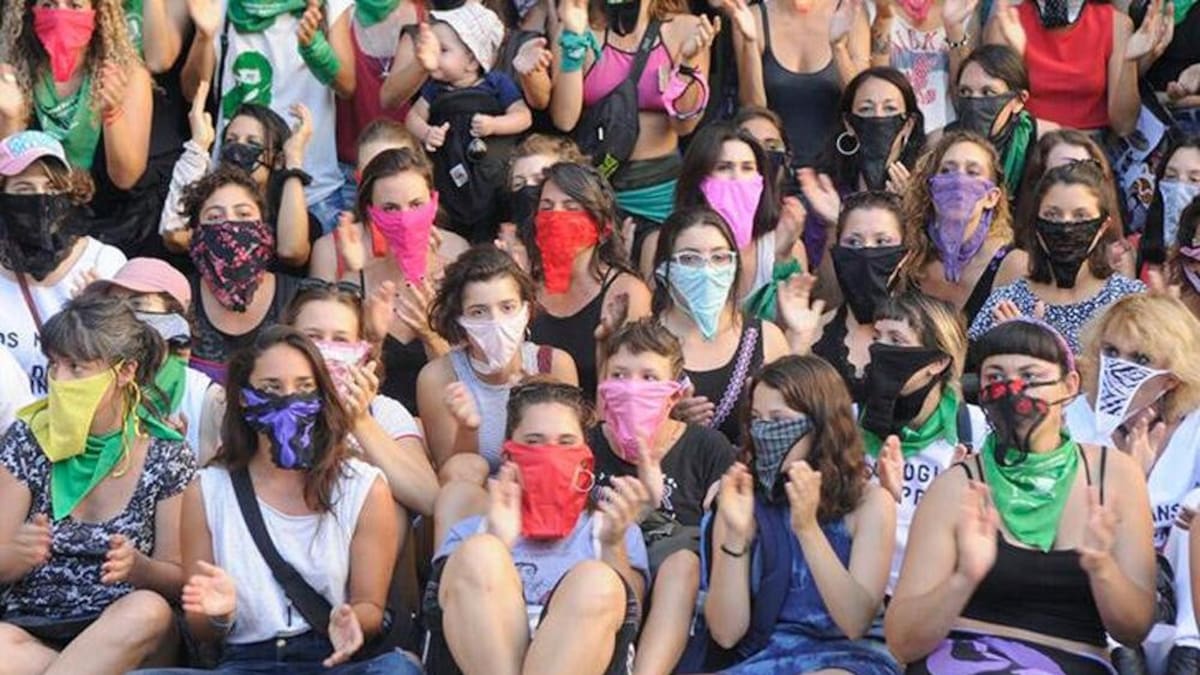 8M - Paro de mujeres - Bombachazo