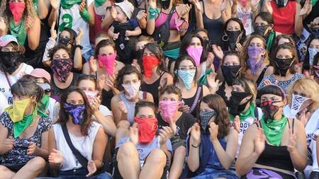 8M - Paro de mujeres - Bombachazo