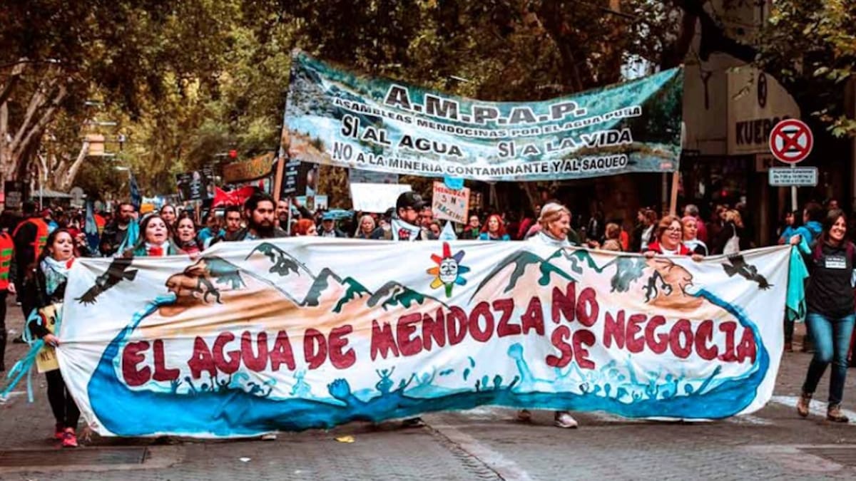 En medio de protestas, Mendoza aprobó un proyecto de megaminería de cobre