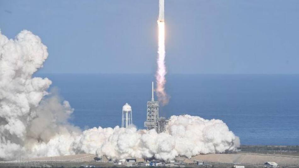 Lanzamiento del cohete Falcon Heavy