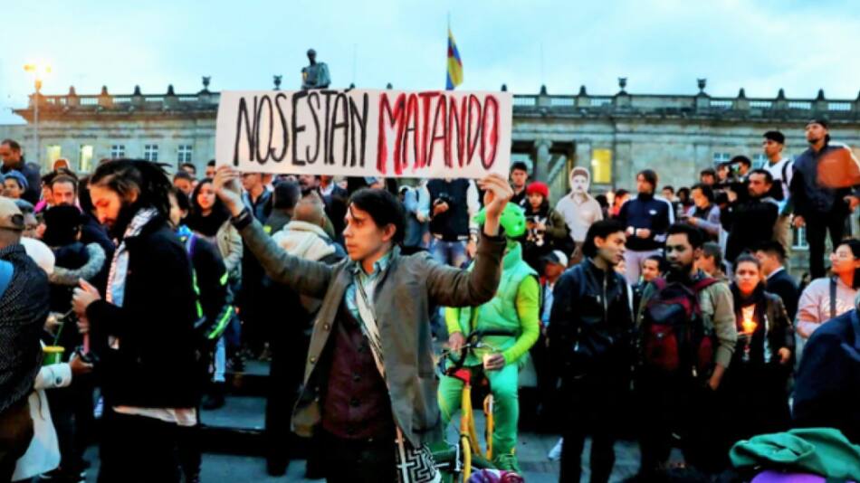 Activistas reclaman por la defensa de derechos humanos en Bogotá. Foto: cronicon.